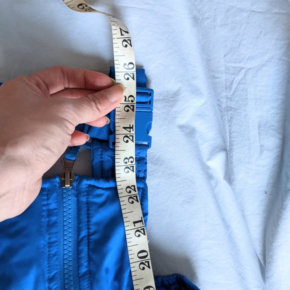 Like new Xtreme snow bibs size 12 months - Picture 5 of 9